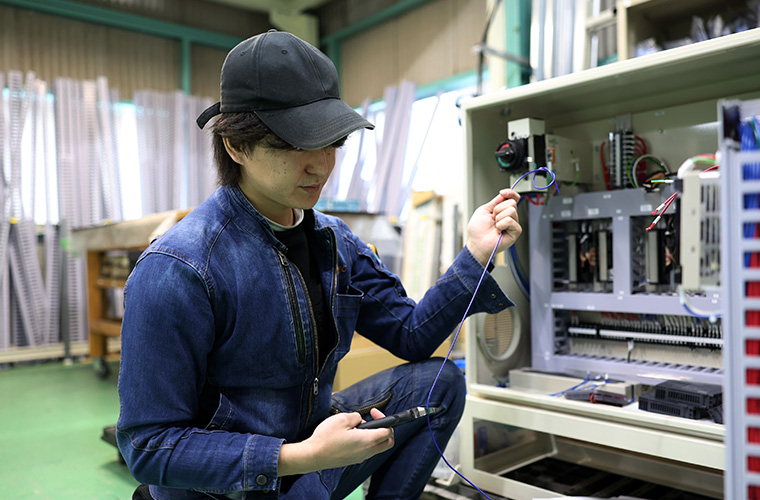 実務経験を通じて専門技術を習得しながら安定したキャリアを築ける環境